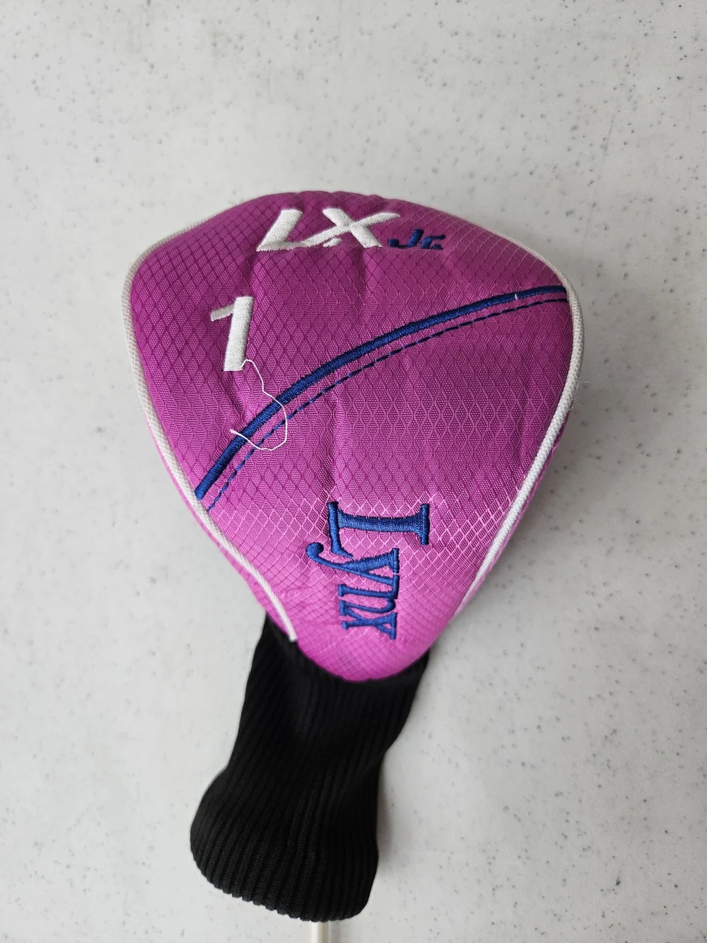 Lynx junior Girls  golf Clubs 5,6_,7 Irons. Driver And  Golfgirl Putter- RH
